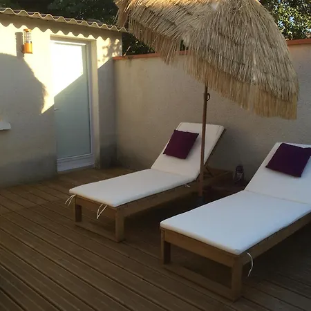 Проживание в семье Escale Au Fond Du Jardin