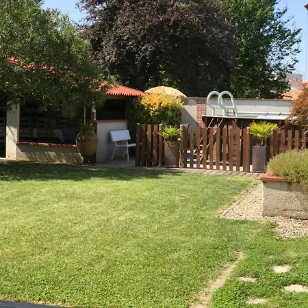 Escale Au Fond Du Jardin Проживание в семье